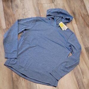 NWT Mens Pullover Athletic Top